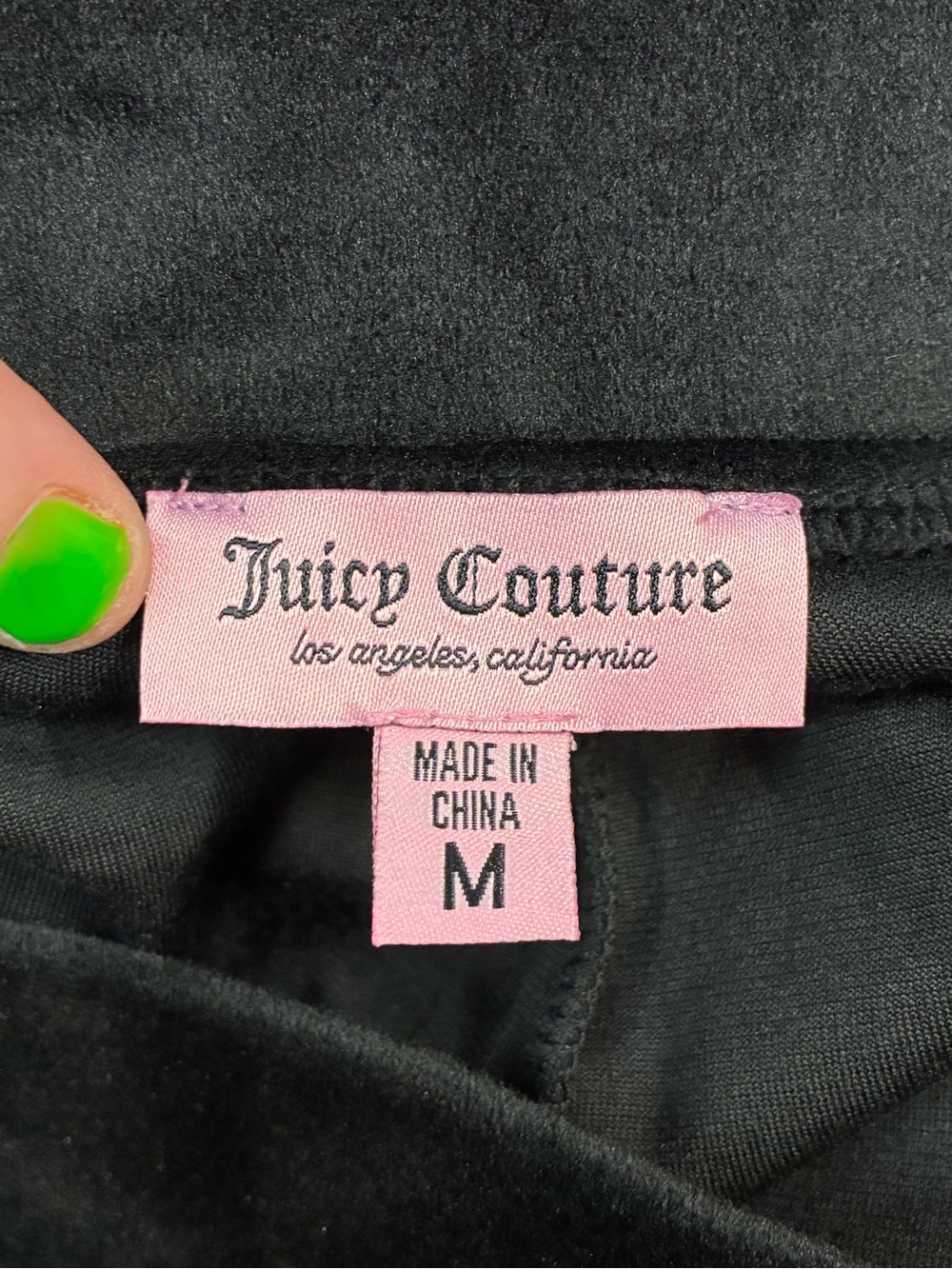 Juicy Couture velour two-piece tracksuit in “Liquorice,” size Medium NWT - Picture 9 of 10